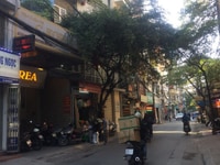 Cho thuê nhà 5 tầng mặt phố Hoàng Ngân - Làm spa, giá: 18tr/th Cho thuê nhà 5 tầng mặt phố Hoàng Ngân - Làm spa, giá: 18tr/th