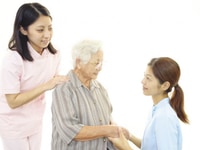 Cần tìm 1 người giữ trẻ 1 người giúp việc nhà 1 người chăm bà Cần tìm 1 người giữ trẻ 1 người giúp việc nhà 1 người chăm bà