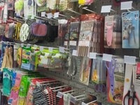 Cần tuyển gấp 5 nhân viên nữ bán hàng trong dịp Tết Nguyên đám Cần tuyển gấp 5 nhân viên nữ bán hàng trong dịp Tết Nguyên đám