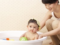 Cần tìm 1 người giữ trẻ 1 người giúp việc nhà 1 người chăm bà Cần tìm 1 người giữ trẻ 1 người giúp việc nhà 1 người chăm bà