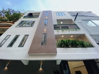 Nhà đẹp mới xây Cống Quỳnh, P.Nguyễn Cư Trinh Quận 1 Nhà đẹp mới xây Cống Quỳnh, P.Nguyễn Cư Trinh Quận 1