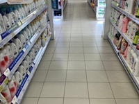 Cửa hàng hiện đại tuyển 2 nhân viên bán hàng đi làm ngay Cửa hàng hiện đại tuyển 2 nhân viên bán hàng đi làm ngay