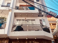 Bán nhà đẹp thang máy ga ra ô tô phố Nguyên Văn Huyên Cầu Giấy 10 tỷ. Bán nhà đẹp thang máy ga ra ô tô phố Nguyên Văn Huyên Cầu Giấy 10 tỷ.