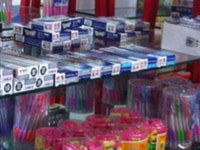 Cần tạp vụ dọn dẹp làm việc ở cửa hàng văn phòng phẩm Cần tạp vụ dọn dẹp làm việc ở cửa hàng văn phòng phẩm