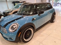 Cần bán xe Mini Cooper màu xanh Cần bán xe Mini Cooper màu xanh