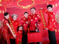 Tuyển nam nữ phụ bán hàng ,không cần bằng cấp.ưu tiên người lớn tuổi Tuyển nam nữ phụ bán hàng ,không cần bằng cấp.ưu tiên người lớn tuổi