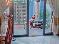 Bán nhà có sân vườn Bùi Xương Trạch, Khuê Trung, Cẩm Lệ. ngang 10m Bán nhà có sân vườn Bùi Xương Trạch, Khuê Trung, Cẩm Lệ. ngang 10m