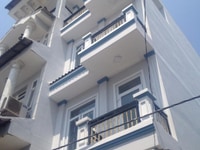 Gia đình Bán lại nhà 3 lầu,sổ hồng Chính chủ - 3 tỷ 7 Gia đình Bán lại nhà 3 lầu,sổ hồng Chính chủ - 3 tỷ 7