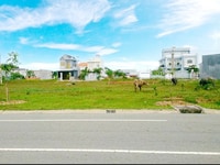 Tôi chính chủ cần bán gấp lô đất 5000m2 kề chợ trường,kcn giá 390tr Tôi chính chủ cần bán gấp lô đất 5000m2 kề chợ trường,kcn giá 390tr