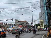 Nhà mặt phố hiếm 29m 5T Tây Sơn Đống Đa KD Vỉa Hè rộng 2 MT hơn 12 tỷ. Nhà mặt phố hiếm 29m 5T Tây Sơn Đống Đa KD Vỉa Hè rộng 2 MT hơn 12 tỷ.