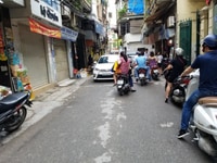 Bán nhà mặt ngõ Trung Kính :35m2, mt 5m, 5 tầng , ôtô vào , giá 7.5 Tỷ Bán nhà mặt ngõ Trung Kính :35m2, mt 5m, 5 tầng , ôtô vào , giá 7.5 Tỷ