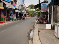 Nhà mặt tiền 3 tấm khu kinh doanh K300. Nhà mặt tiền 3 tấm khu kinh doanh K300.