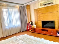 Nhà Trung Kính Lô Góc Kinh Doanh Vô Địch 68mx4m 13.6 Tỷ Nhà Trung Kính Lô Góc Kinh Doanh Vô Địch 68mx4m 13.6 Tỷ