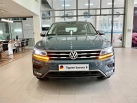Volkswagen Tiguan Luxury S 2021 màu xanh Petro - màu độc lạ cực hiếm Volkswagen Tiguan Luxury S 2021 màu xanh Petro - màu độc lạ cực hiếm