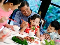 Cần gấp 1 người chăm trẻ 1 người giúp việc nhà 1 người chăm sóc cụ bà Cần gấp 1 người chăm trẻ 1 người giúp việc nhà 1 người chăm sóc cụ bà