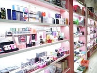Ưu tiên sinh viên và nội trợ bán hàng tại quầy, có xoay ca Ưu tiên sinh viên và nội trợ bán hàng tại quầy, có xoay ca