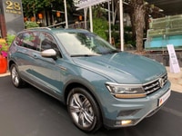 Bán xe Tiguan Luxury S 2021- màu cực độc và hiếm xanh Petro tháng 1 Bán xe Tiguan Luxury S 2021- màu cực độc và hiếm xanh Petro tháng 1