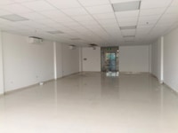 Cho thuê nhà trệt , mặt tiền đường 3 tháng 2 , ngang 6m , giá 32 triệu Cho thuê nhà trệt , mặt tiền đường 3 tháng 2 , ngang 6m , giá 32 triệu