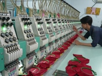 Tuyển công nhân đứng máy thêu vi tính không yêu cầu bằng cấp Tuyển công nhân đứng máy thêu vi tính không yêu cầu bằng cấp