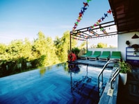 Cần bán Villa view lúa - khu vực Đồng Nà, có garâ và sân vườn Cần bán Villa view lúa - khu vực Đồng Nà, có garâ và sân vườn