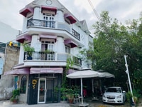 Nhà bán 1 trệt, 2 lầu, 3P ngủ lớn 5.7 tỷ Nhà bán 1 trệt, 2 lầu, 3P ngủ lớn 5.7 tỷ