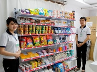 Tuyển 4 Nhân Viên Làm Việc Tại Quầy Tuyển 4 Nhân Viên Làm Việc Tại Quầy