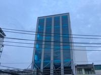 Cho thuê nguyên tòa văn phòng dt 2500m2 mặt tiền 150 Nguyễn Xí, BT