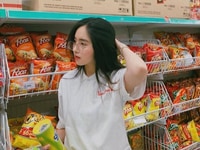 Công việc làm thêm ưu tiên người lớn tuổi. Công việc làm thêm ưu tiên người lớn tuổi.