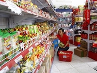 Cần gấp 02 nam /nữ bán hàng tại chỗ Cần gấp 02 nam /nữ bán hàng tại chỗ