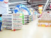 Tuyển nam / nữ từ 18 trở lên , bán hàng không yêu cầu kinh nghiệm Tuyển nam / nữ từ 18 trở lên , bán hàng không yêu cầu kinh nghiệm