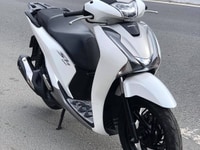 Bán xe Honda SH 125 màu trắng đời 2019 , còn nguyên rin Bán xe Honda SH 125 màu trắng đời 2019 , còn nguyên rin