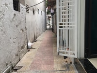 Nhà 2,5 tầng độc lập ngõ 430 Trần Nguyên Hãn - tây tứ trạch Nhà 2,5 tầng độc lập ngõ 430 Trần Nguyên Hãn - tây tứ trạch