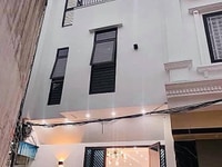 Nhà đẹp bán nhanh trong ngày mặt ngõ Khúc Thừa Dụ Nhà đẹp bán nhanh trong ngày mặt ngõ Khúc Thừa Dụ