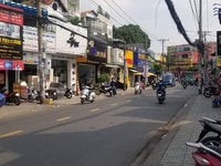 Cách Mặt Đường Trung Chánh 20m. Diện Tích ; 10.4x 21m 196m2 Cách Mặt Đường Trung Chánh 20m. Diện Tích ; 10.4x 21m 196m2