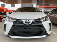 Bán vios 1.5 E CVT màu trắng 2020 mới Bán vios 1.5 E CVT màu trắng 2020 mới