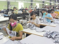 Tuyển công nhân may hàng thun cổ tròn