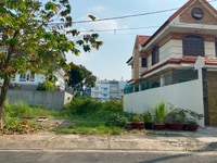 Bán lô bìa biệt thự 10x27m = 270m2, giá 11.5 tỷ, đường số 7 Tân Tạo