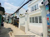 Cần tiền bán GẤP nhà hẻm xe ba gác trung tâm quận 7, giá cực rẻ