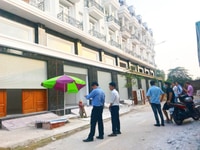 Hot ! Duy nhất 2 căn nhà phố quận 12 tặng full nội thất Hot ! Duy nhất 2 căn nhà phố quận 12 tặng full nội thất