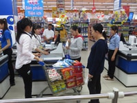 Cần tuyển thêm nhân viên . -Công việc : đứng bán hàng tại quầy Cần tuyển thêm nhân viên . -Công việc : đứng bán hàng tại quầy