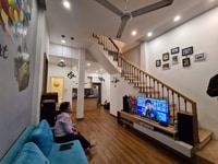 Bán nhà 3 tầng phố mễ trì, 80m2, mt 4.7 giá6 .5 tỷ Bán nhà 3 tầng phố mễ trì, 80m2, mt 4.7 giá6 .5 tỷ