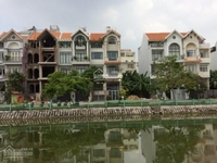 Cần bán cặp nhà phố mặt tiền đường D1 KDC HimLam Q7 Cần bán cặp nhà phố mặt tiền đường D1 KDC HimLam Q7