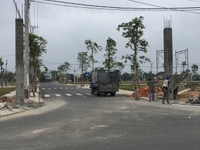 Cần tiền bán lại lô đất ngay trục Quốc lộ 1A. Sổ đỏ chính chủ Cần tiền bán lại lô đất ngay trục Quốc lộ 1A. Sổ đỏ chính chủ