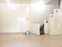 Nhà MT gần chợ Cây Quéo, giao Hoàng Hoa Thám,16TR Nhà MT gần chợ Cây Quéo, giao Hoàng Hoa Thám,16TR