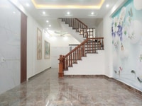 Bán nhà trong ngõ Lạch Tray oto cách nhà 10 mét Bán nhà trong ngõ Lạch Tray oto cách nhà 10 mét