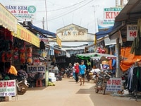 Bán gấp lô góc sỗ sẵn. Cạnh chợ Tân Tiến 2 mặt tiền. ĐT741 Bán gấp lô góc sỗ sẵn. Cạnh chợ Tân Tiến 2 mặt tiền. ĐT741