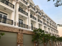 Bán nhà 4 tầng mặt tiền quốc lộ 13 giá 7,5 tỷ Bán nhà 4 tầng mặt tiền quốc lộ 13 giá 7,5 tỷ