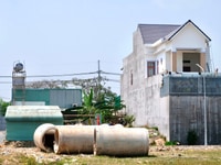 Đất thổ cư ngay mặt tiền Phùng Hưng gần Lục Quân 2 Tam Phước Đất thổ cư ngay mặt tiền Phùng Hưng gần Lục Quân 2 Tam Phước