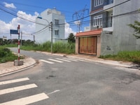 Nhà 1 trệt 1 lầu, ngay chợ, shr, lộ giới 13m Nhà 1 trệt 1 lầu, ngay chợ, shr, lộ giới 13m