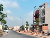 Cần bán lô đất ngay cổng sau trường đại học quốc tế Việt Đức Cần bán lô đất ngay cổng sau trường đại học quốc tế Việt Đức